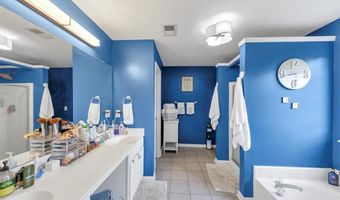 5074 NEWPARK Dr NW, Acworth, GA 30101
