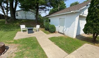 138 N Harrison St, Bloomfield, IN 47424