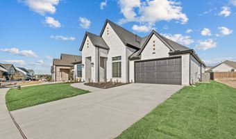 912 Highlands Ave, Aledo, TX 76008