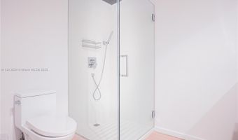 291 Bal Bay Dr 105, Bal Harbour, FL 33154