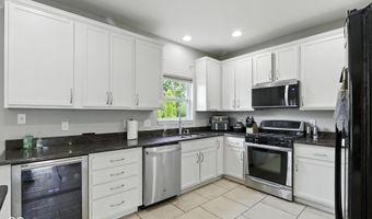 5756 Cherokee Ct, Bargersville, IN 46106