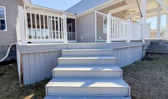 765 Max Deen Dr, Baxley, GA 31513