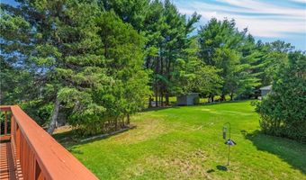 82 Hope Rd, Cranston, RI 02921