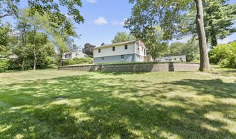 1715 Musso View Ave, Cheshire, CT 06410