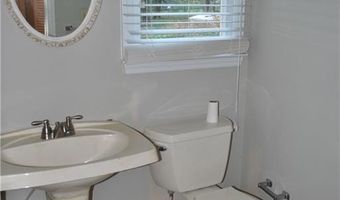 129 Jackson Dr, Advance, NC 27006