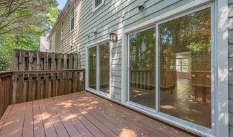 6614 Meadow Grn, Peachtree Corners, GA 30092