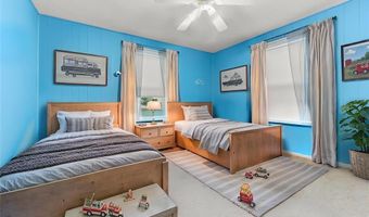 240 Herbert St, Alton, IL 62002
