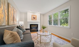 31 Grant Dr, Avon, CT 06001