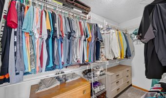 3706 SW Bluegrass Cir, Ankeny, IA 50023