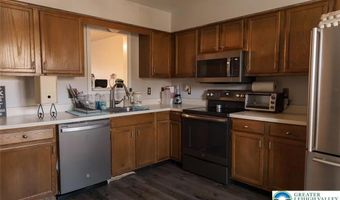 335 Moty Dr, Alburtis, PA 18011