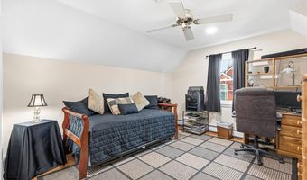 11 Southbury Rd, Cumberland, RI 02864