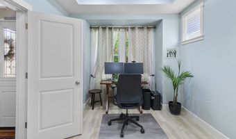 9975 SW LEDGESTONE Ct, Beaverton, OR 97007
