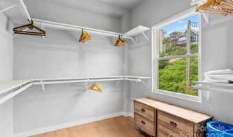 140 Waynesville Ave, Asheville, NC 28806