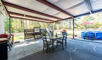 4506 Chateau Dr, Albany, GA 31721