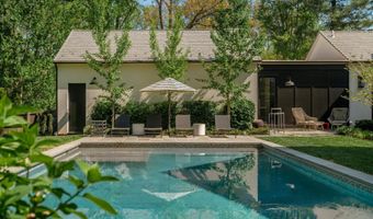 7101 LONGWOOD Dr, Bethesda, MD 20817