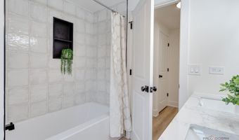 3023 N Windsor Dr, Arlington Heights, IL 60004