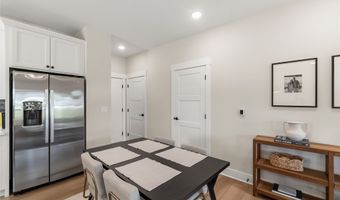 2302 SW Parkway Ln, Ankeny, IA 50023