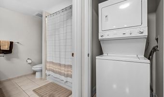 1111 ORONOCO St 326, Alexandria, VA 22314