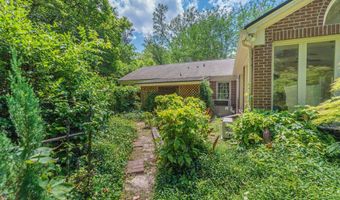 90 Manville Ave, Barnwell, SC 29812