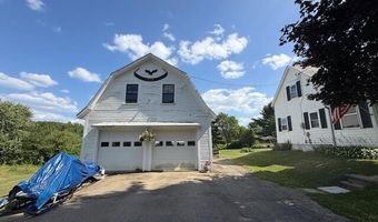 10 Palm St, Baileyville, ME 04694