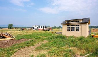 4289 Paradise Valley Rd, Bonners Ferry, ID 83805