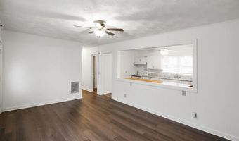 1006 Woodall St, Albertville, AL 35951