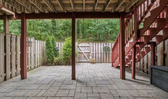1253 QUAKER HILL Dr, Alexandria, VA 22314