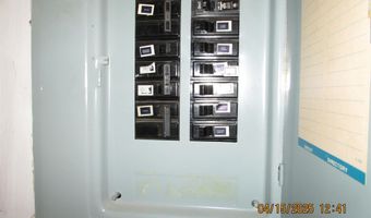 104 E 22nd St, Atlantic, IA 50022