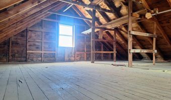 25 Eighth St, Auburn, ME 04210