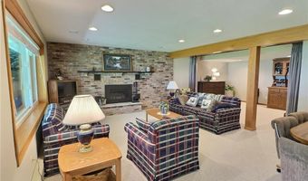 12296 Hart Ave NW, Annandale, MN 55302