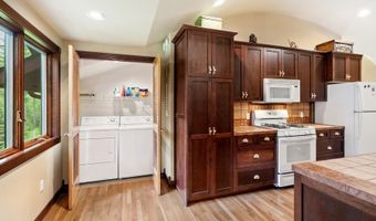 940 McCaffery Rd, Bigfork, MT 59911