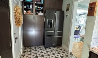 1214 Chestnut Dr, Ashtabula, OH 44004