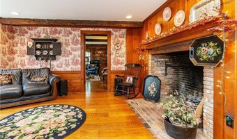 241 Howland Rd, East Greenwich, RI 02818