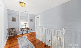 4220 Forest View Rd, Blacksburg, SC 29702