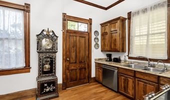 1909 Cedardale Ave, Baton Rouge, LA 70808