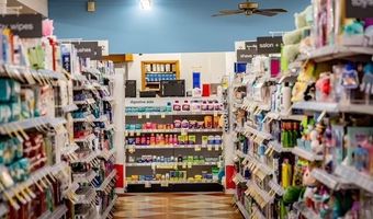 124 W Washington Ave, Ava, MO 65608