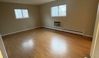 10 Longwood Dr 5, Andover, MA 01810