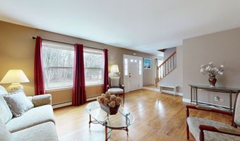 20 Driftway Rd, Danbury, CT 06811