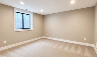 4395 3rd Ave SE, Altoona, IA 50009