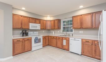 11 COTTONWOOD Dr, Barboursville, VA 22923