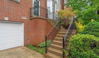 43191 RIDERS Sq, Broadlands, VA 20148