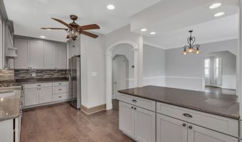 18 Middletown Ave, Atlantic Highlands, NJ 07716