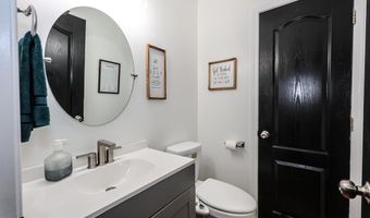 18 Suffolk Ct 159, Bedford, NH 03110