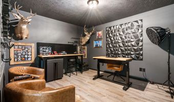 11276 Co Road A-408, Ava, MO 65608