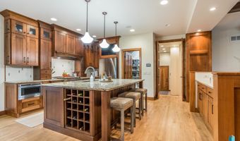 505 N Pasque Flower Trl, Brandon, SD 57005