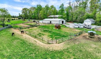 8272 WOODBINE Rd, Airville, PA 17302