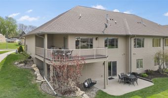 904 Eagle Creek Blvd SW, Altoona, IA 50009