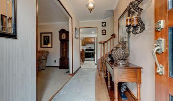 9333 Oak Hill Dr, Ashland, KY 41102