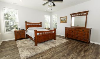 9239 Thames Dr, Avon, IN 46123