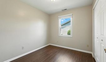 806 Deer Ridge Xing, Auburn, IN 46706